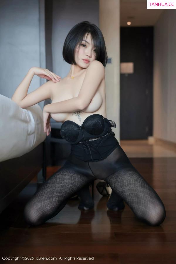   [XiuRen]高清写真图 2025.03.27 No.10076 汐子 魅惑黑丝第69张图片